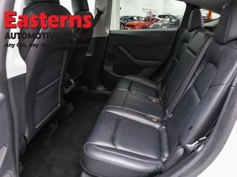 Used 2021 Tesla Model Y Long Range AWD/4WD image 16