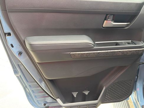 New 2026 Toyota Tacoma Limited AWD/4WD image 9