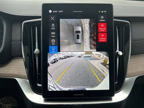 Used 2025 Volvo XC90 B5 Plus image 20