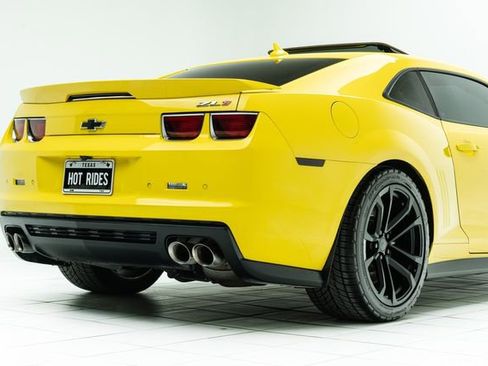 Used 2013 Chevrolet Camaro ZL1 image 14
