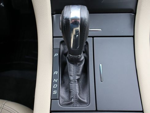 Used 2015 Ford Taurus SEL w/ Equipment Group 201A image 36