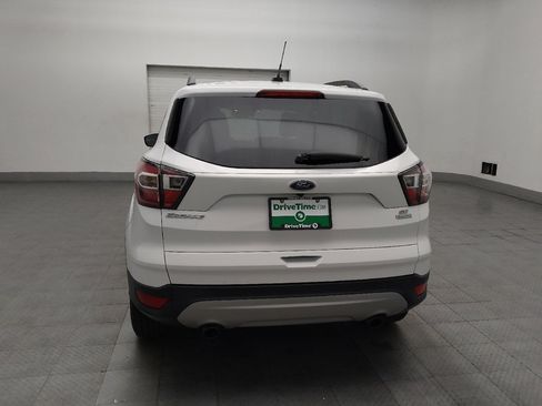 Used 2017 Ford Escape SE w/ Equipment Group 201A FWD image 6