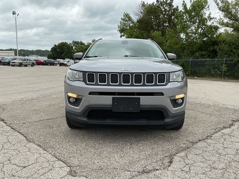 Used 2019 Jeep Compass Latitude AWD/4WD image 8
