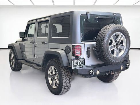 Used 2018 Jeep Wrangler Unlimited Sport w/ Connectivity Group image 6