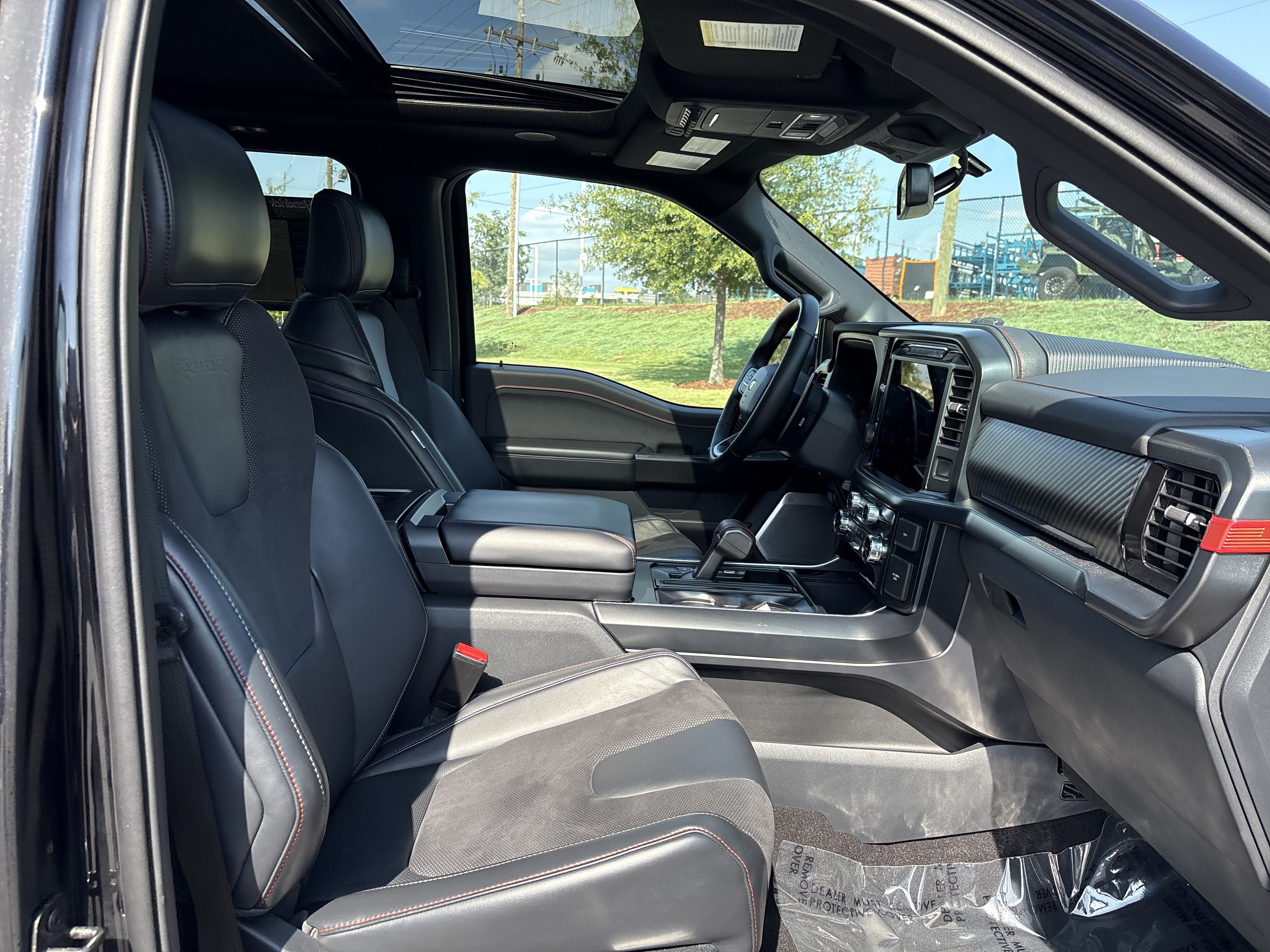 Used 2024 Ford F150 Raptor AWD/4WD image 25
