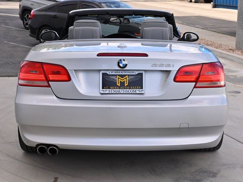 Used 2009 BMW 328i Convertible image 8