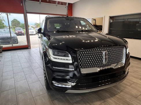 Used 2019 Lincoln Navigator L Reserve w/ Cargo Package AWD/4WD image 6