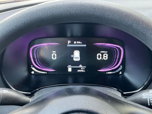 Used 2025 Kia Soul LX w/ LX Technology Package image 37