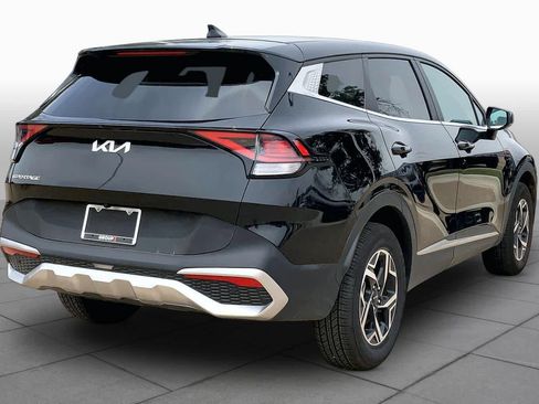 Used 2023 Kia Sportage LX AWD/4WD image 25