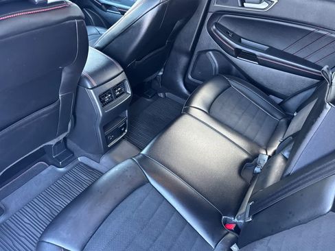 Certified 2021 Ford Edge ST-Line w/ Class II Trailer Tow Package image 4