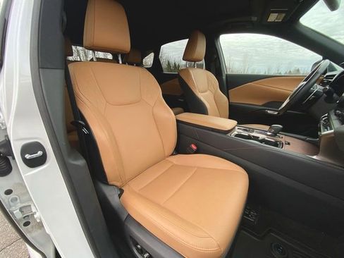 Used 2023 Lexus RX 350 Premium w/ Accessory Package image 27