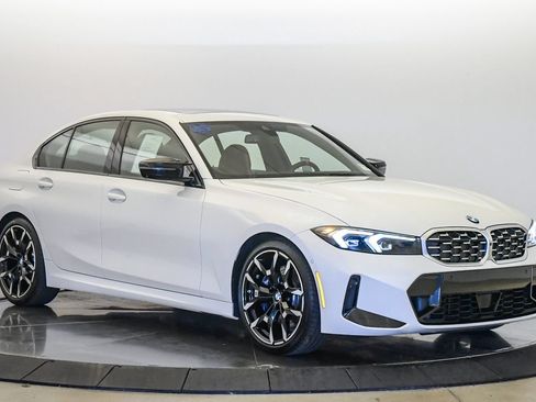 Used 2025 BMW M340i RWD image 6