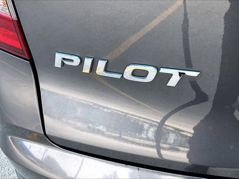 Used 2019 Honda Pilot Elite image 10