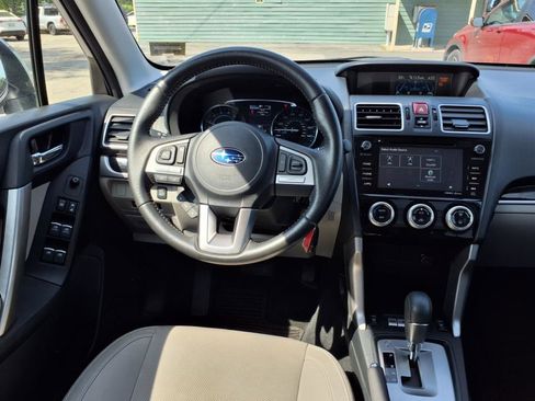 Used 2018 Subaru Forester 2.5i Limited image 9