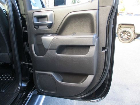 Used 2016 Chevrolet Silverado 2500 LTZ w/ LTZ Plus Package image 30