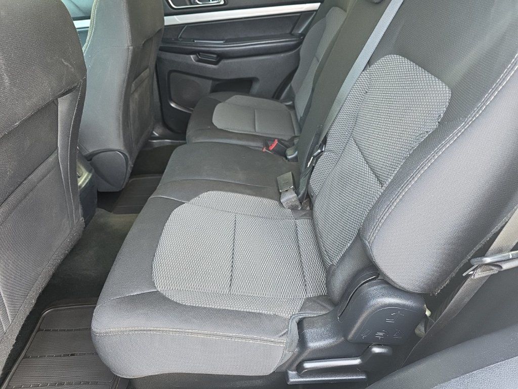 Used 2016 Ford Explorer XLT w/ Equipment Group 201A AWD/4WD image 20