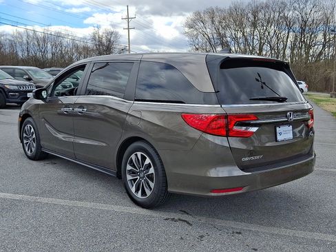 Used 2021 Honda Odyssey EX-L image 4