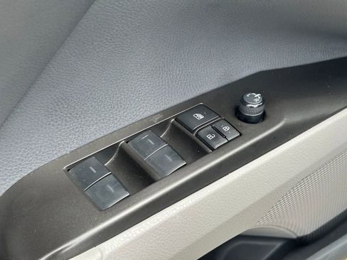 Used 2024 Toyota Camry LE w/ Convenience Package image 21