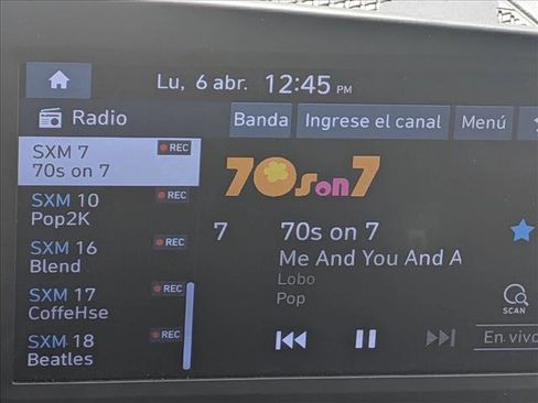 Used 2022 Hyundai Elantra SEL image 11