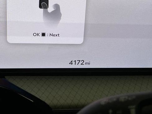 Used 2025 Genesis GV80 2.5T Prestige image 6