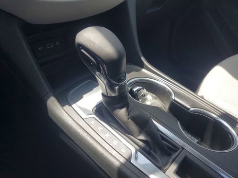 Used 2023 Chevrolet Equinox LS FWD image 28