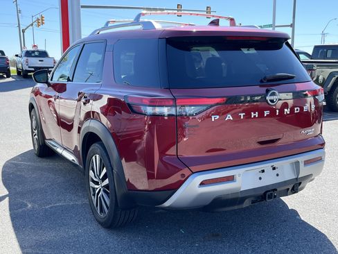Used 2022 Nissan Pathfinder Platinum w/ Cargo Package AWD/4WD image 5