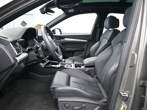 Used 2025 Audi Q5 2.0T Premium image 11