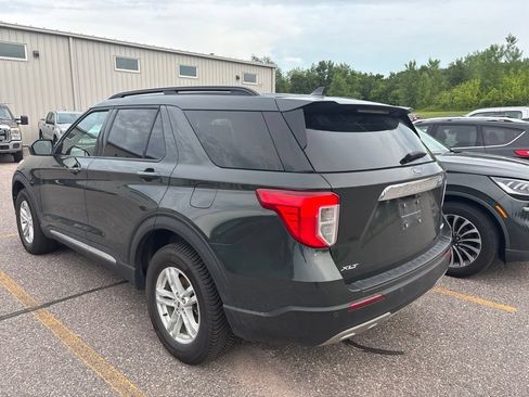 Used 2023 Ford Explorer XLT w/ Equipment Group 202A AWD/4WD image 2