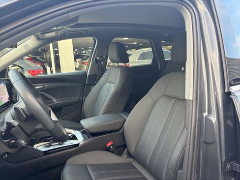 Certified 2025 Audi Q5 Premium Plus w/ Premium Plus AWD/4WD image 13