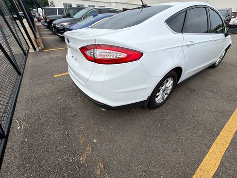 Used 2015 Ford Fusion S FWD image 6