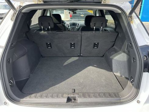 Used 2019 Chevrolet Equinox LT w/ Sun & Navigation Package AWD/4WD image 25
