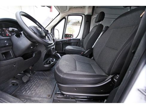 Used 2023 RAM ProMaster 2500 image 6
