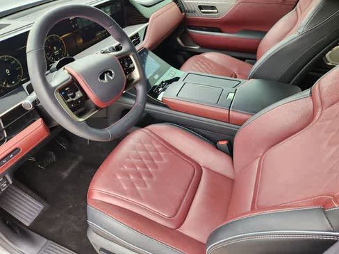 Certified 2025 INFINITI QX80 Autograph w/ Premium Cargo Package image 2