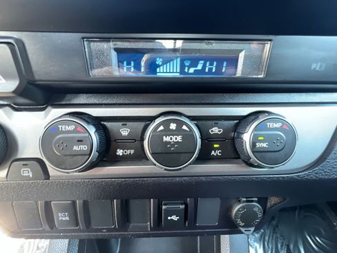 Used 2023 Toyota Tacoma SR image 20