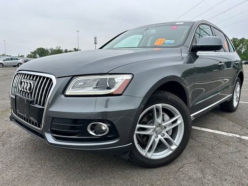 Used 2016 Audi Q5 2.0T Premium Plus w/ Technology Package AWD/4WD image 2