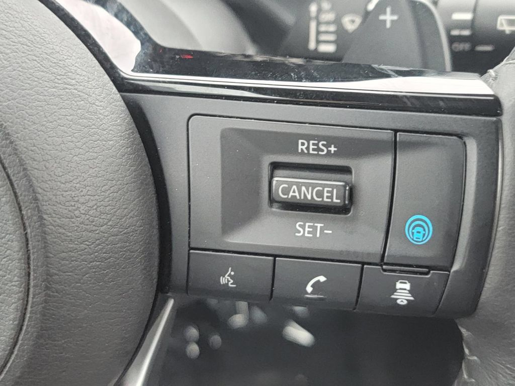 Used 2023 Nissan Rogue SV w/ SV Premium B Package AWD/4WD image 30