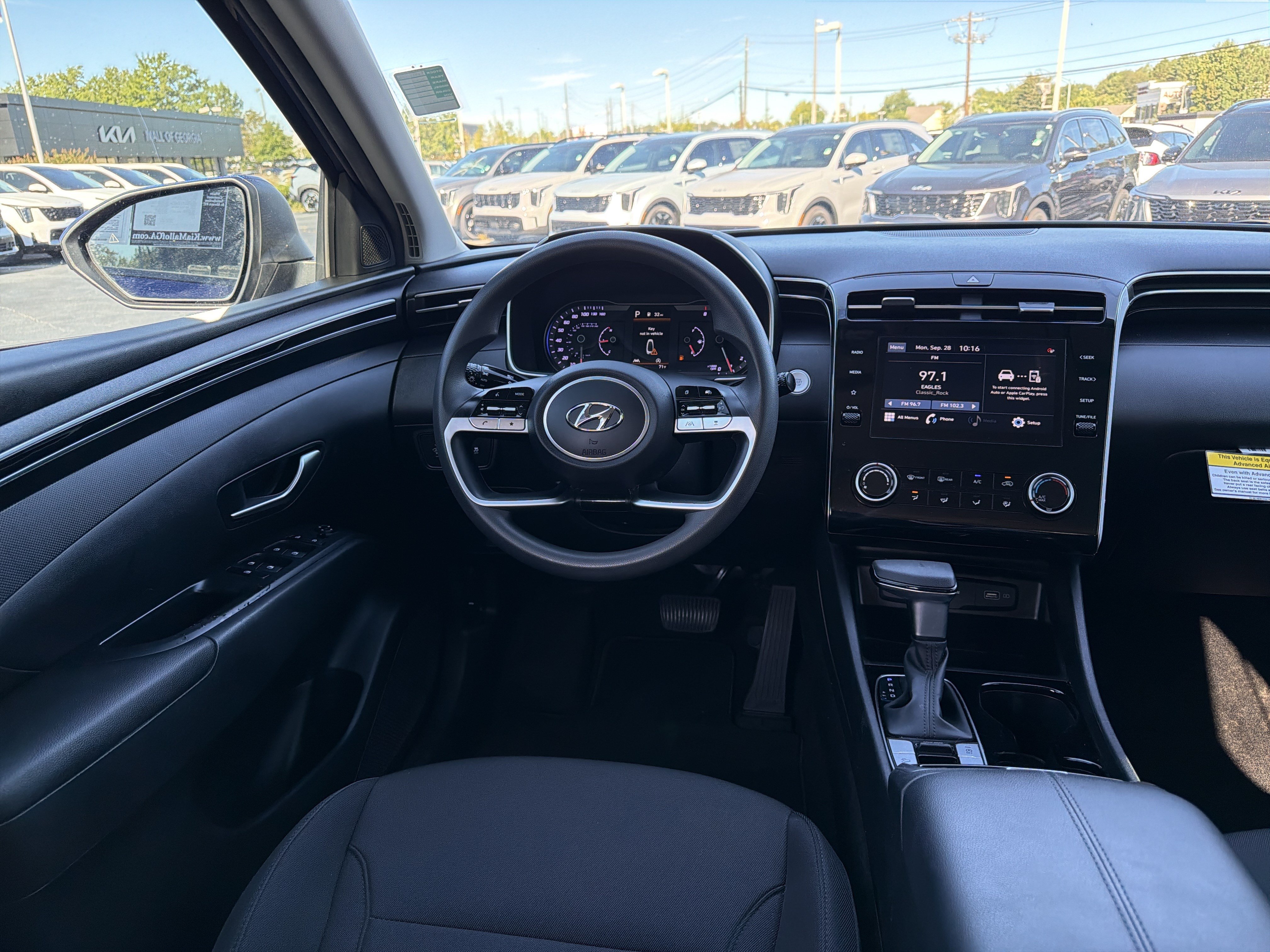 Used 2022 Hyundai Tucson SEL FWD image 3