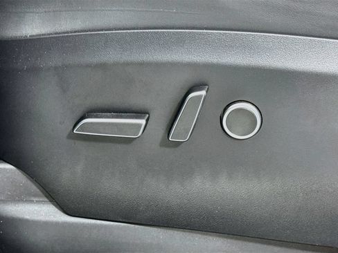 Used 2024 Tesla Model X AWD/4WD image 13