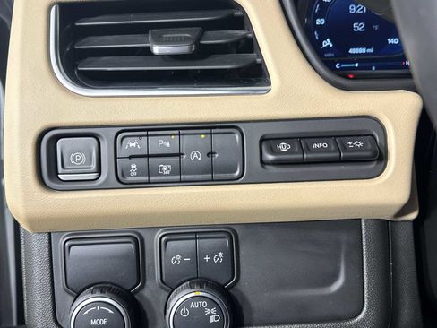 Used 2023 Chevrolet Tahoe Premier image 31