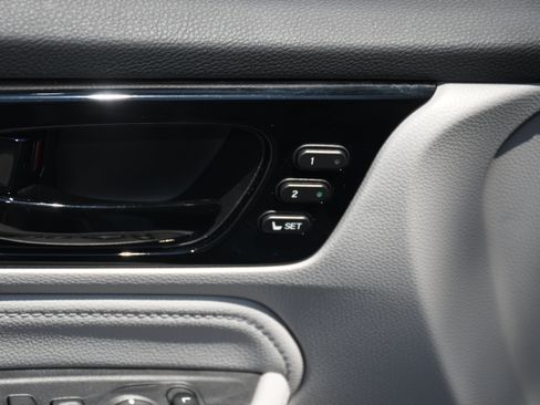 Used 2024 Honda Odyssey Touring image 12