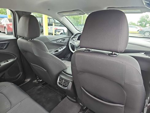 Used 2017 Chevrolet Malibu LT image 48