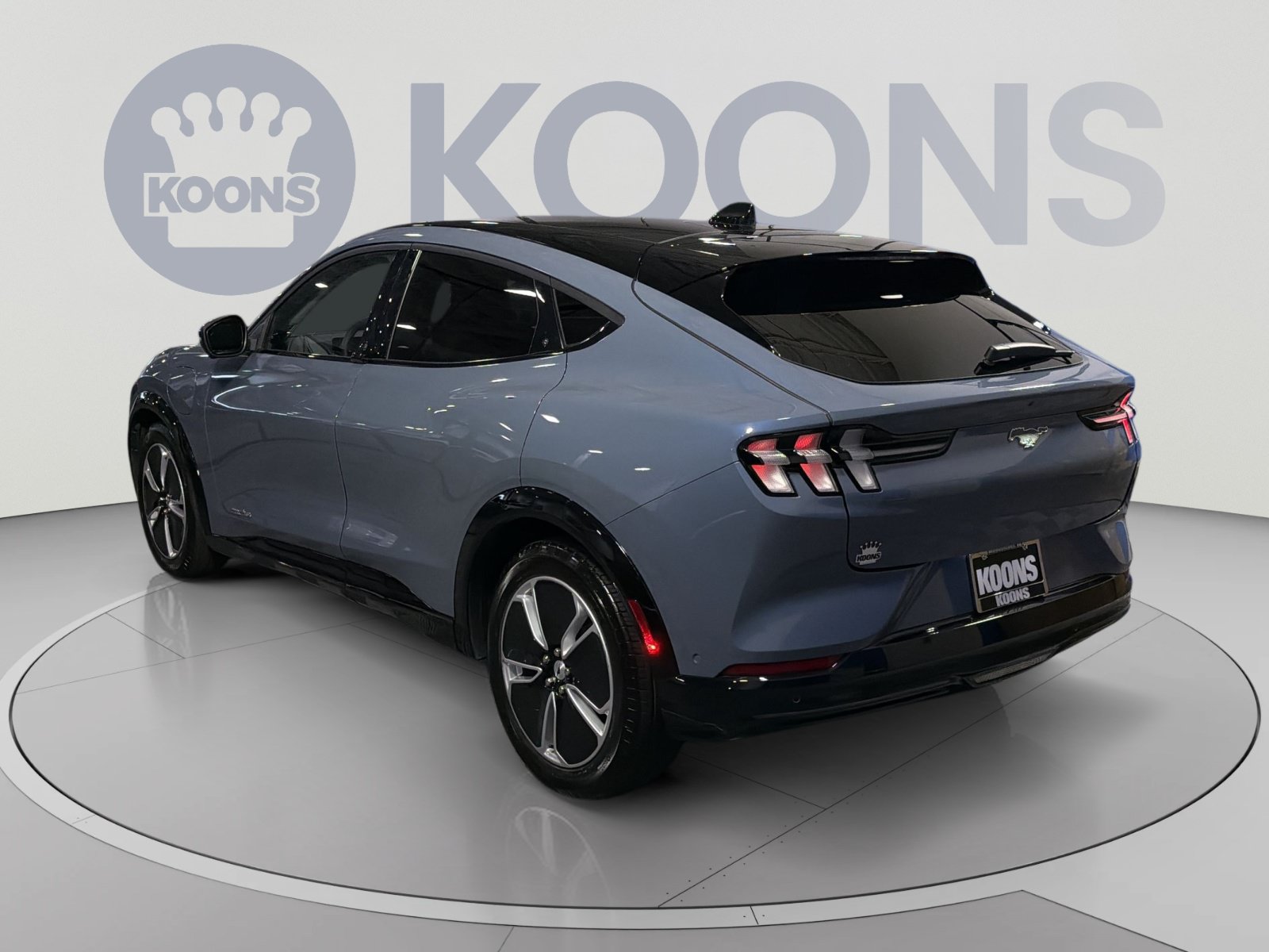 Used 2023 Ford Mustang Mach-E Premium AWD/4WD image 4