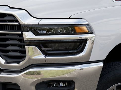 New 2026 RAM 2500 Big Horn AWD/4WD image 11