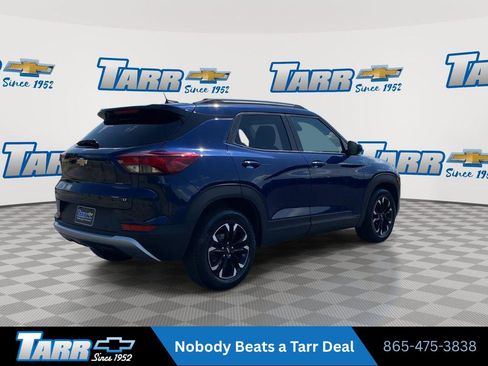 Used 2022 Chevrolet TrailBlazer LT w/ Convenience Package FWD image 8