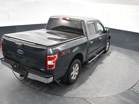 Used 2018 Ford F150 XLT w/ XTR Package image 32