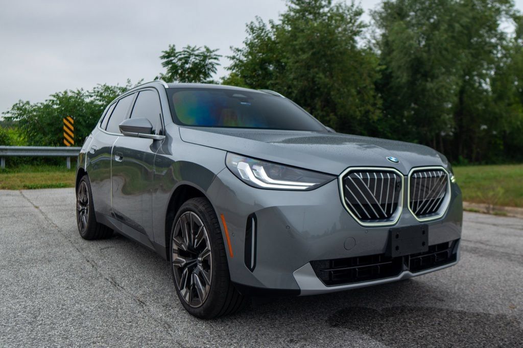 Used 2025 BMW X3 xDrive30i w/ Premium Package AWD/4WD image 13