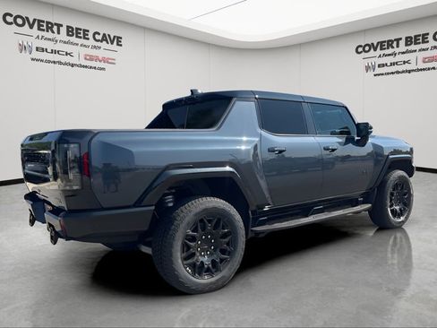 New 2025 GMC Hummer EV 2X w/ LPO, Dark Essentials Package image 10