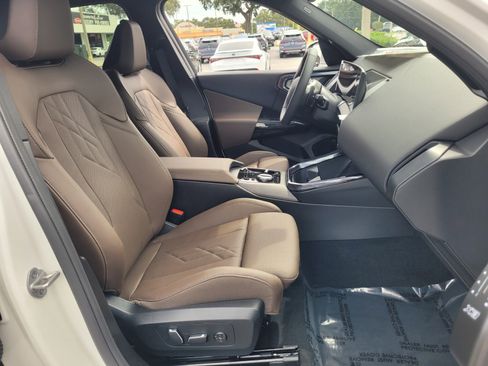 Used 2026 BMW X3 xDrive30 w/ Convenience Package image 17