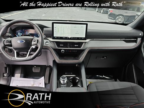 Used 2025 Ford Explorer ST-Line AWD/4WD image 10