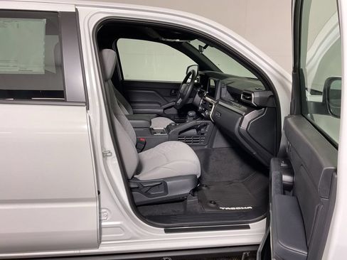 New 2026 Toyota Tacoma SR5 AWD/4WD image 36